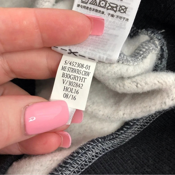 Baby Gap x Star Wars sweatshirt gray Chewbacca Snow Day size 2 years - Picture 9 of 12